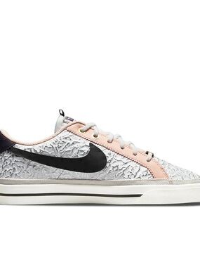 Nike court legacy crew x court  SerenaWomen’s White Textured Low-Top Sneaker